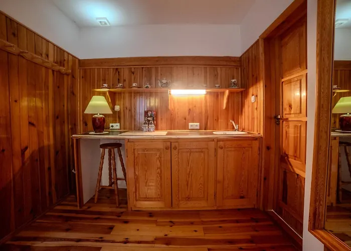 Osrodek Lbn-huta Otel *